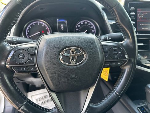 Used 2021 Toyota Camry SE image 24