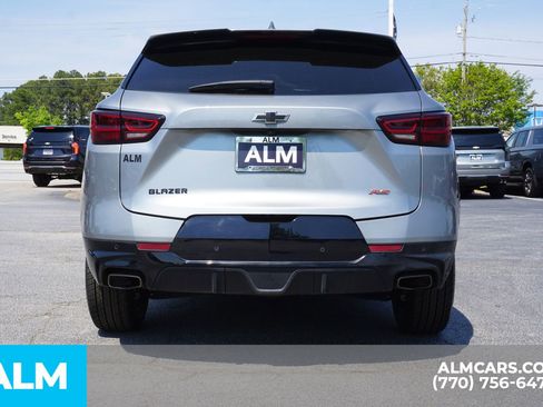 Used 2025 Chevrolet Blazer RS FWD image 13