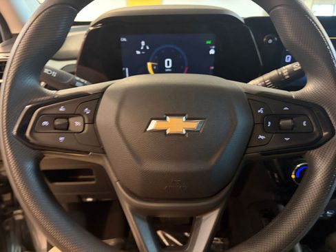 Used 2025 Chevrolet TrailBlazer LT image 25