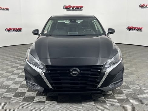 Used 2023 Nissan Altima 2.5 SV image 4