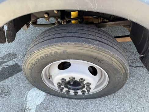 Used 2014 RAM 4500 Tradesman w/ Ambulance Prep Group image 13