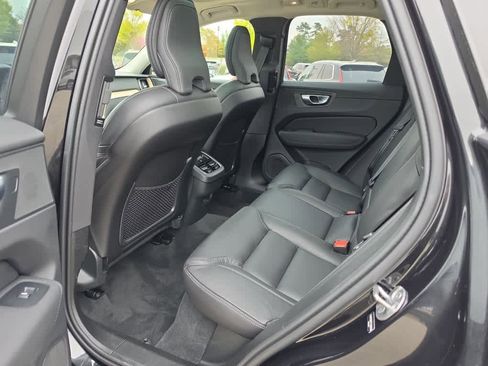 Used 2026 Volvo XC60 B5 Ultra w/ Protection Package Premier AWD/4WD image 25