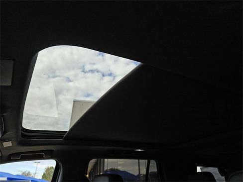 New 2026 Chevrolet Tahoe High Country w/ LPO, Illumination Package image 9