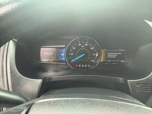 Used 2019 Ford Explorer XLT w/ Equipment Group 202A FWD image 15