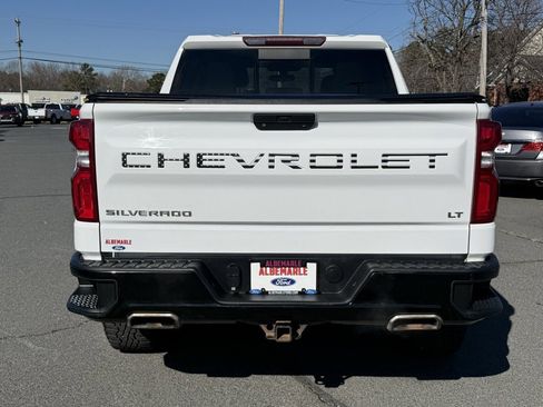Used 2020 Chevrolet Silverado 1500 LT Trail Boss image 4