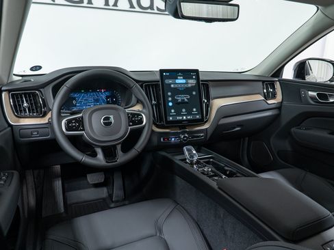 New 2026 Volvo XC60 B5 Core w/ Climate Package AWD/4WD image 16