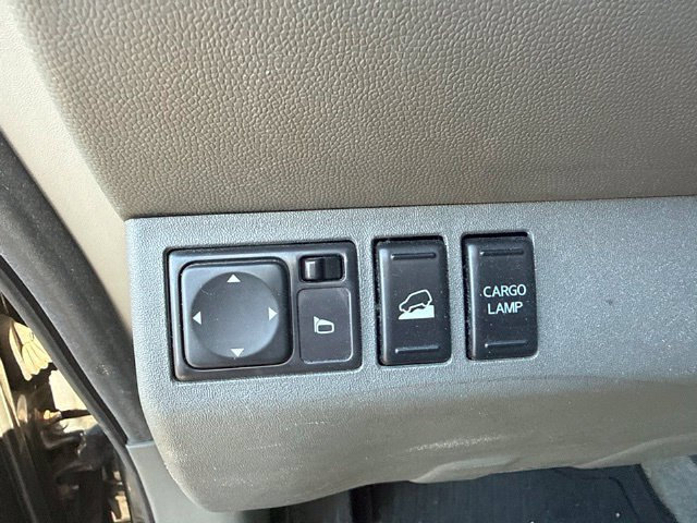 Used 2013 Nissan Frontier SV w/ SV Value Truck Pkg AWD/4WD image 10