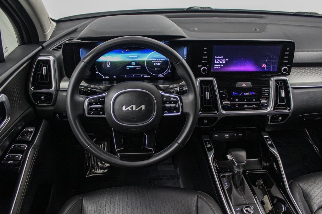 Used 2023 Kia Sorento SX AWD/4WD image 20