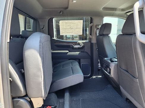 New 2026 GMC Sierra 1500 SLT AWD/4WD image 44