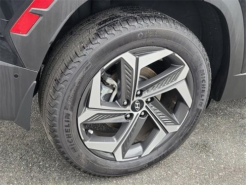 Used 2023 Hyundai Tucson Limited image 25