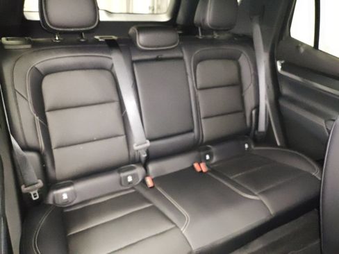 New 2027 GMC Terrain Elevation w/ Elevation Premium Package AWD/4WD image 10