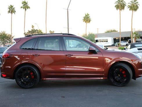 Used 2013 Porsche Cayenne GTS image 12