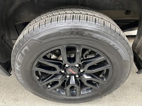 Used 2024 GMC Sierra 1500 Elevation image 14