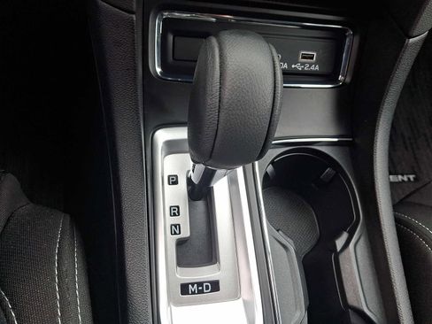 Used 2023 Subaru Ascent Premium w/ Convenience Package image 16