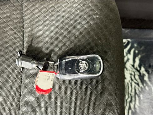 Used 2018 Buick Encore Preferred image 34