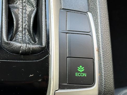 Used 2020 Honda Civic EX image 43