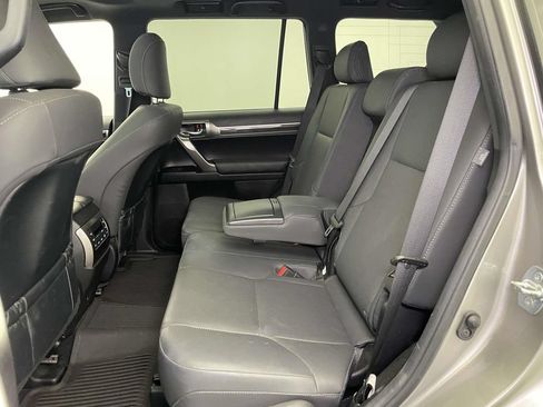 Used 2023 Lexus GX 460 Premium w/ Premium Package AWD/4WD image 16