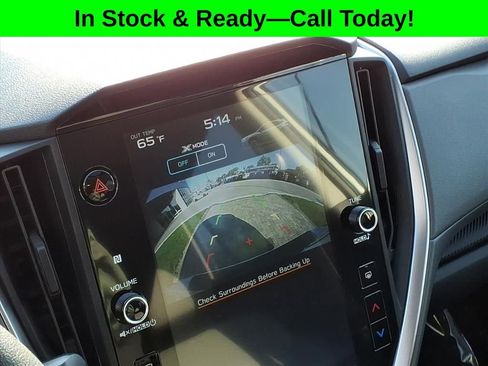 Used 2024 Subaru Crosstrek 2.0i Premium image 11