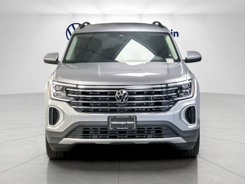 New 2026 Volkswagen Atlas SE image 8