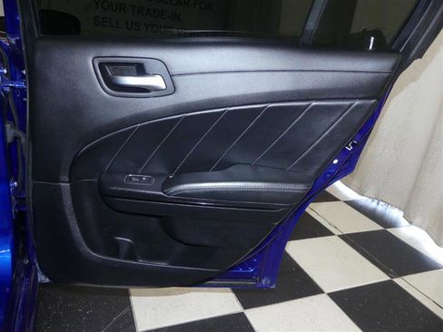 Used 2020 Dodge Charger R/T w/ Plus Group image 30