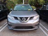 Used 2015 Nissan Rogue SV image 2