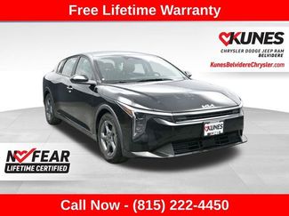 Used 2025 Kia K4 LXS video 1