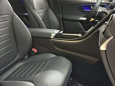 Used 2026 Mercedes-Benz GLC 300 4MATIC image 35