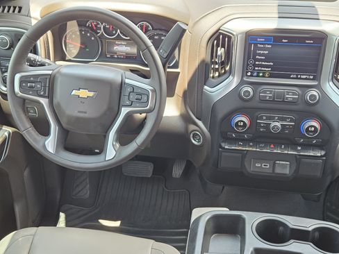 Used 2022 Chevrolet Silverado 1500 LT w/ Safety Package RWD image 26