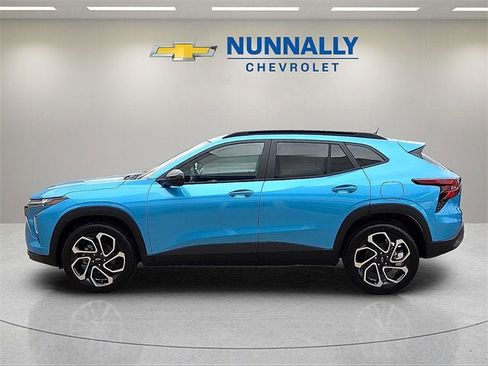 New 2026 Chevrolet Trax RS image 2