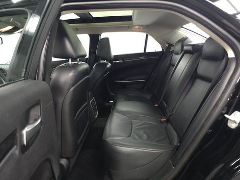 Used 2015 Chrysler 300 C AWD/4WD image 5
