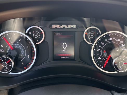 Used 2025 RAM 3500 Big Horn AWD/4WD image 24