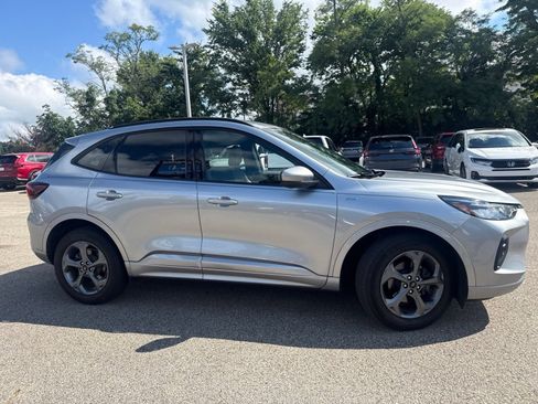 Used 2023 Ford Escape ST-Line Select w/ Tech Pack #2 AWD/4WD image 21