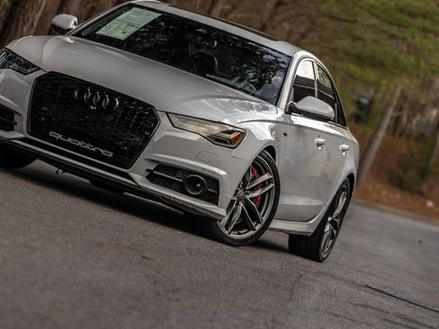 Used 2017 Audi S6 Prestige w/ S6 Sport Package image 24