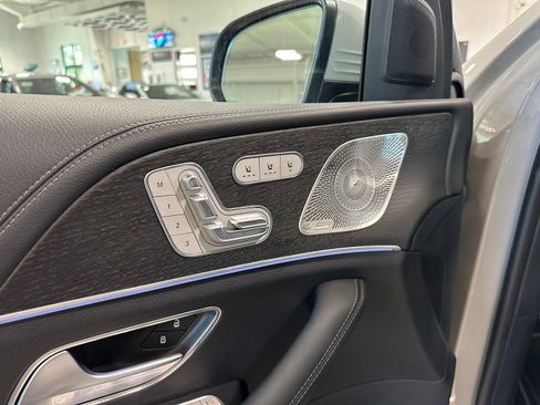 Used 2024 Mercedes-Benz GLE 450 4MATIC image 12