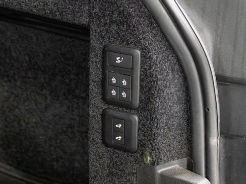 Used 2020 Land Rover Range Rover SV Autobiography Dynamic image 18