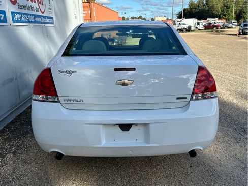 Used 2016 Chevrolet Impala Limited LS image 4