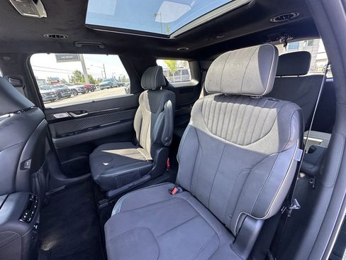 Certified 2025 Hyundai Palisade Calligraphy image 25