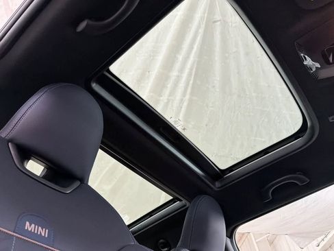 New 2026 MINI Cooper 2-Door Hardtop FWD image 17