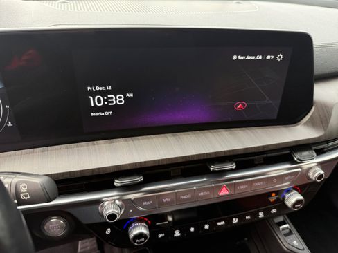 Certified 2024 Kia Telluride SX Prestige image 12