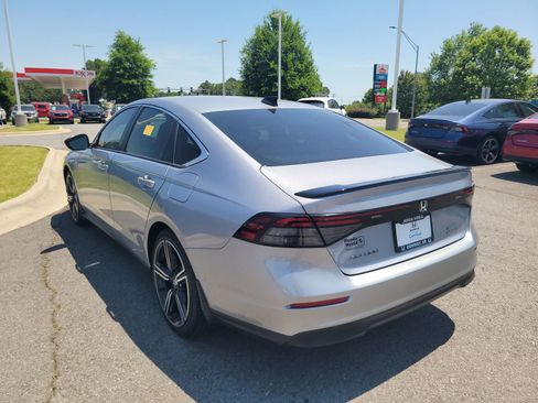Used 2023 Honda Accord Sport image 5