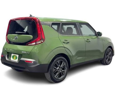 Used 2021 Kia Soul EX FWD image 2