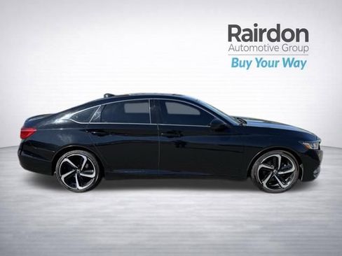 Used 2018 Honda Accord Sport image 5