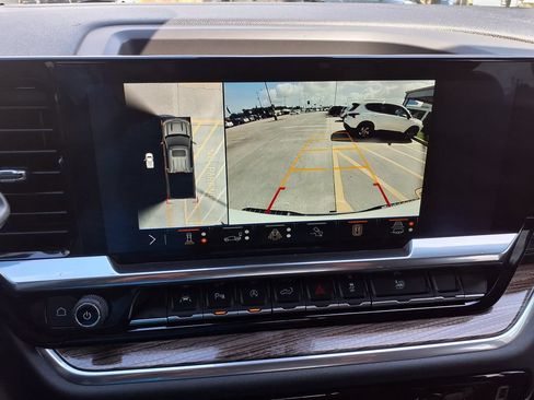 Used 2025 Chevrolet Silverado 1500 LT w/ Safety Package AWD/4WD image 28