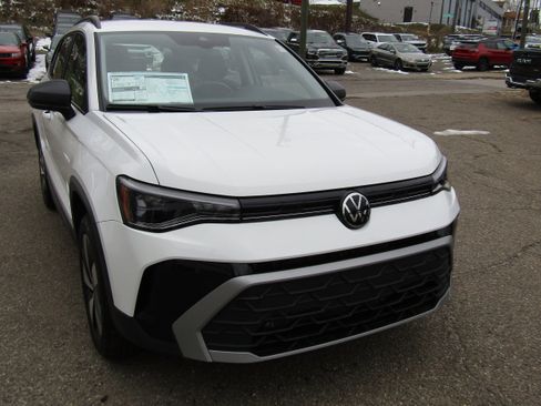 New 2026 Volkswagen Taos S image 4