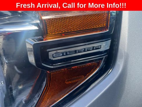 Used 2020 GMC Sierra 1500 SLT w/ SLT Premium Plus Package AWD/4WD image 7