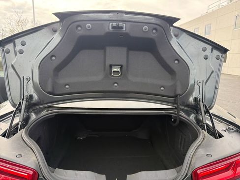 Used 2018 Chevrolet Camaro LT image 17