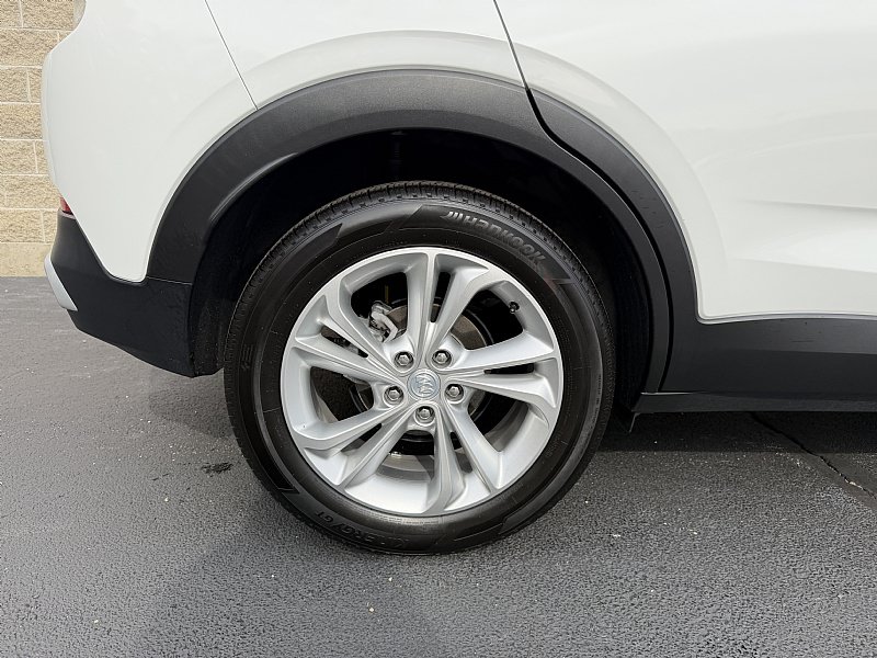 Used 2023 Buick Encore GX Preferred w/ Cold Weather Comfort Package AWD/4WD image 8