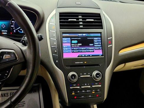 Used 2015 Lincoln MKC AWD w/ Equipment Group 101A Select image 17