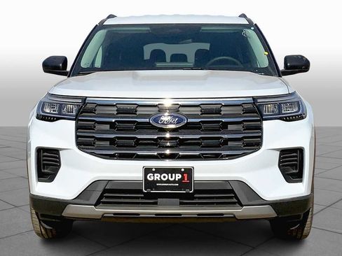 New 2026 Ford Explorer Active image 3