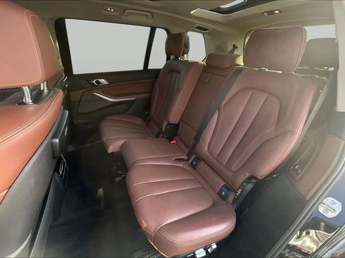 Used 2019 BMW X7 xDrive40i w/ Premium Package image 22